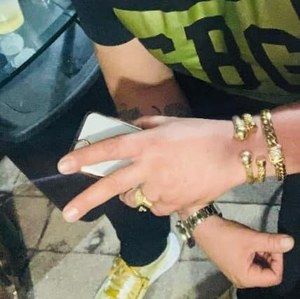 Meet your Posher, Alain